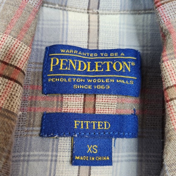 Pendleton Woman’s Fitted Casual Button Down Flannel Shirt Size XS - Picture 3 of 4